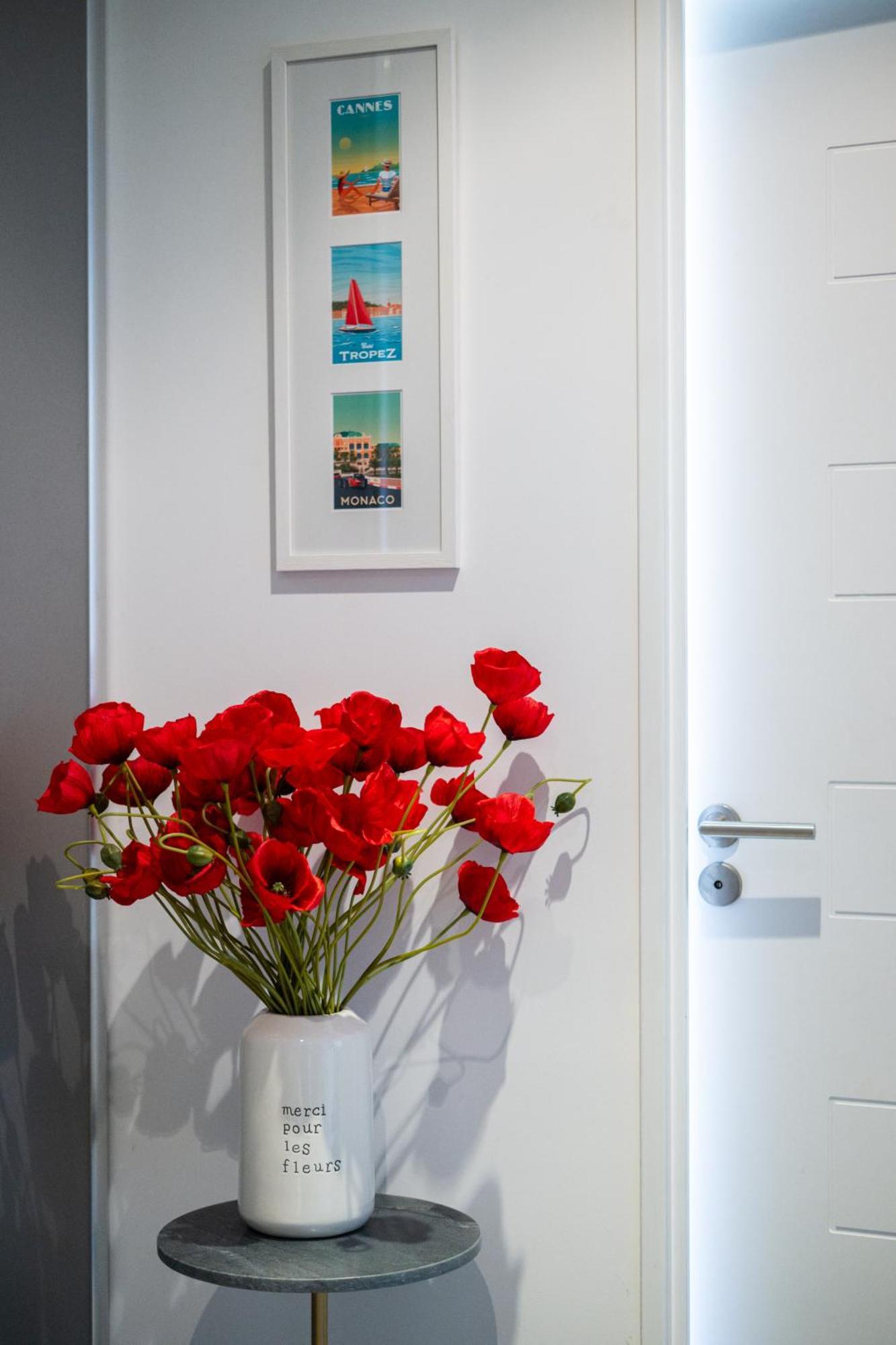 Le Coq Wagner - Parking - Air Conditioning - Pool Apartman Menton Kültér fotó