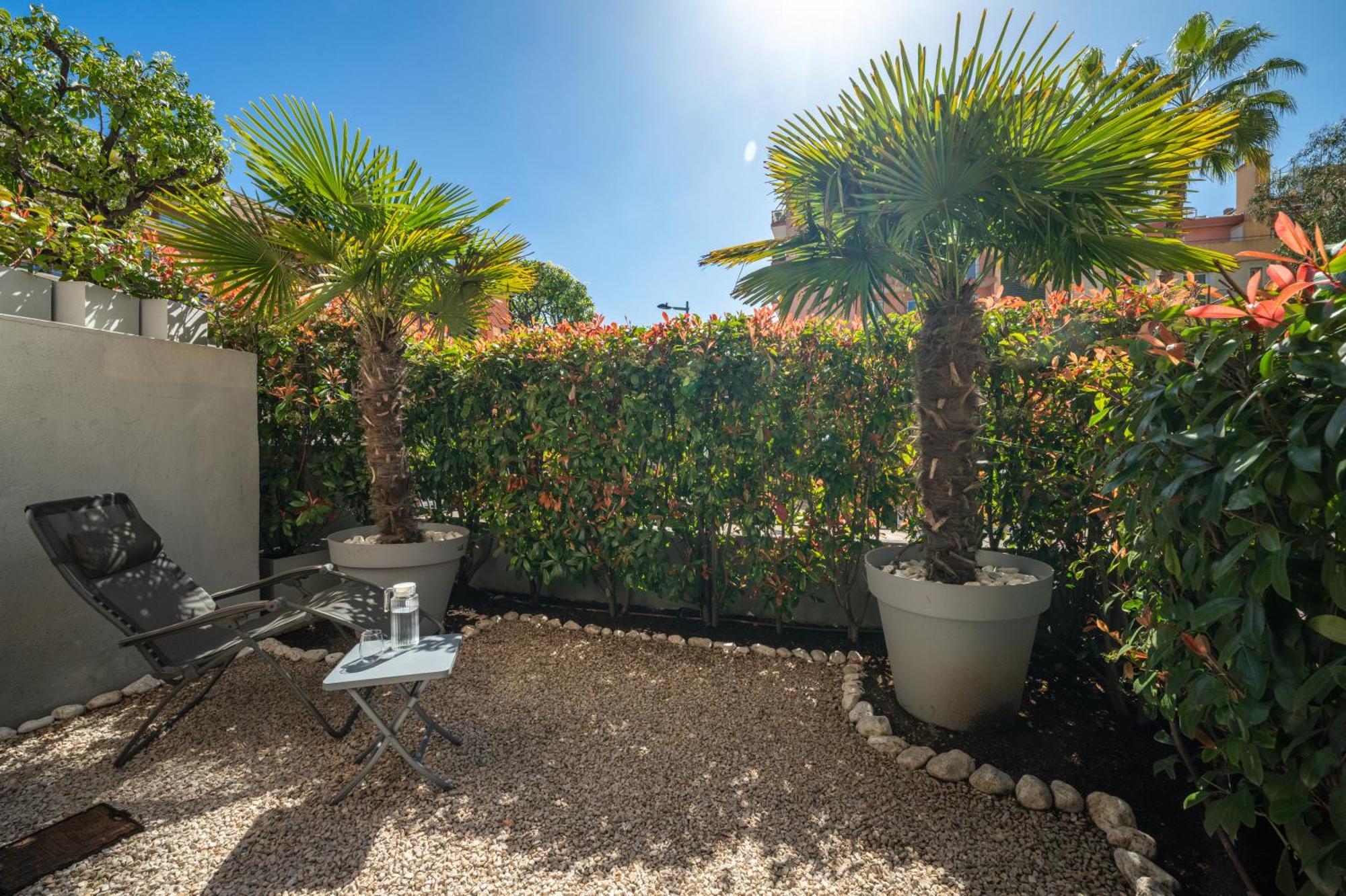 Le Coq Wagner - Parking - Air Conditioning - Pool Apartman Menton Kültér fotó